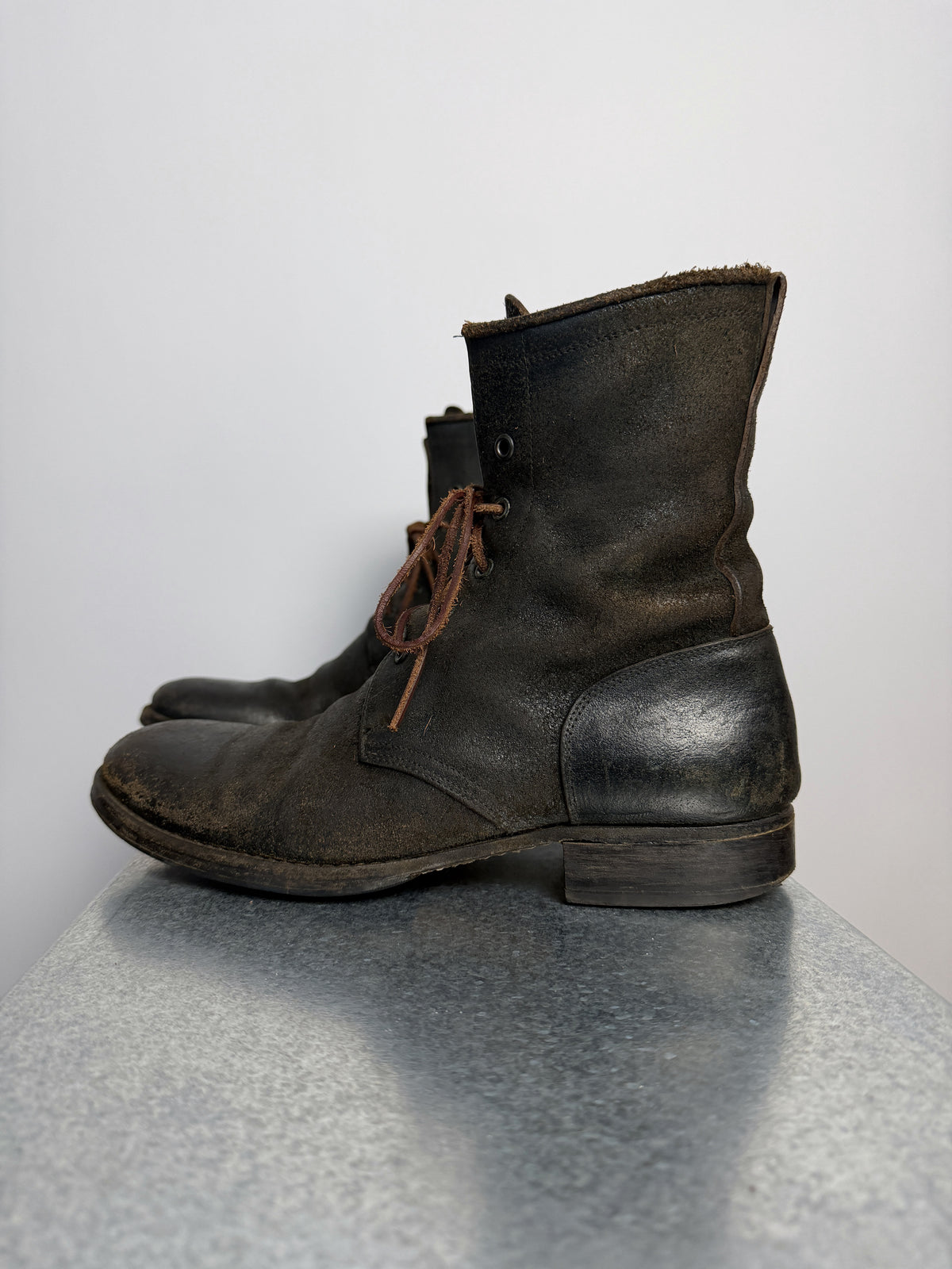Carpe Diem S23M Distressed Horse Leather Lace-Up Boots