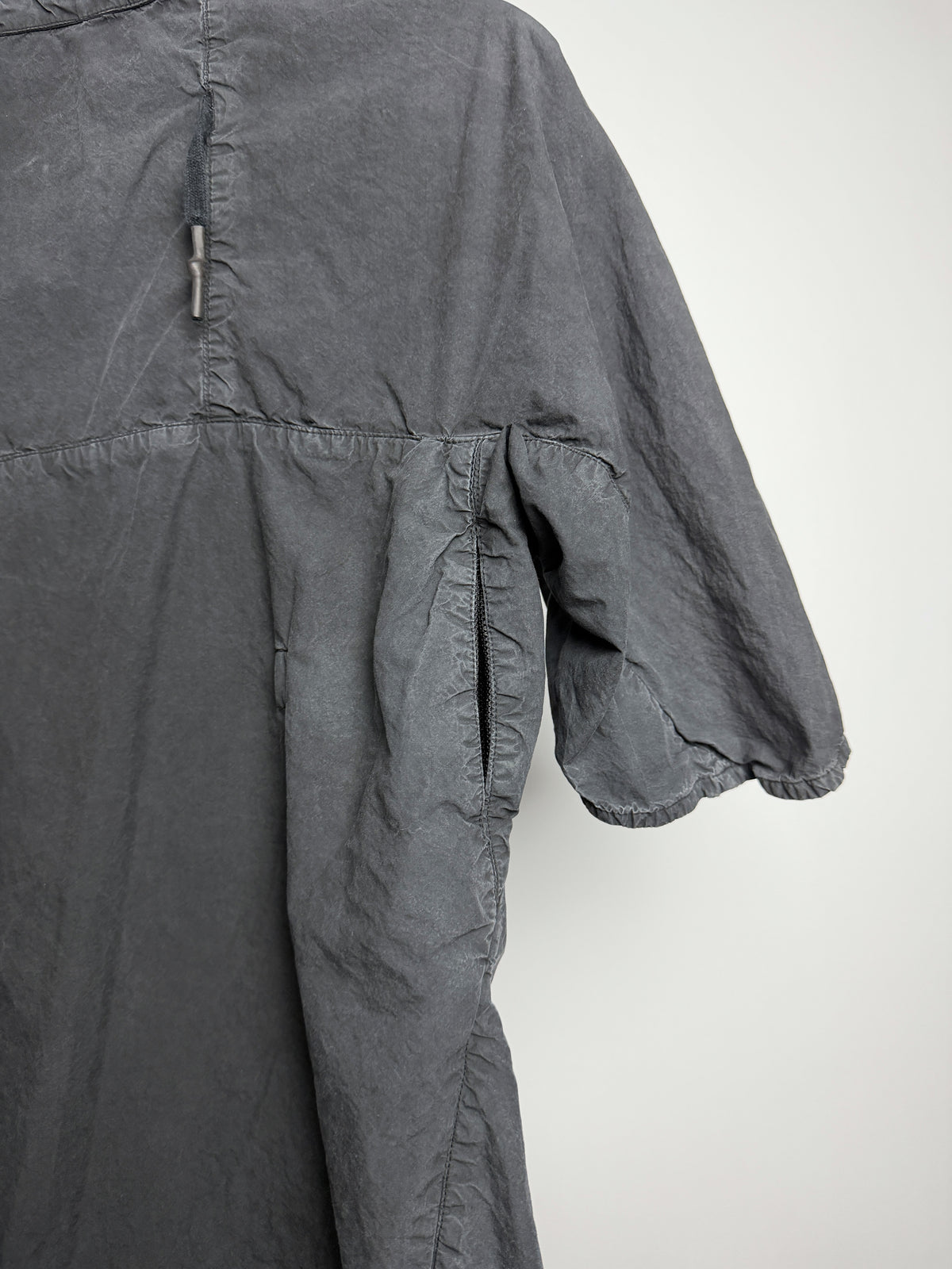 Zipped side vent, open