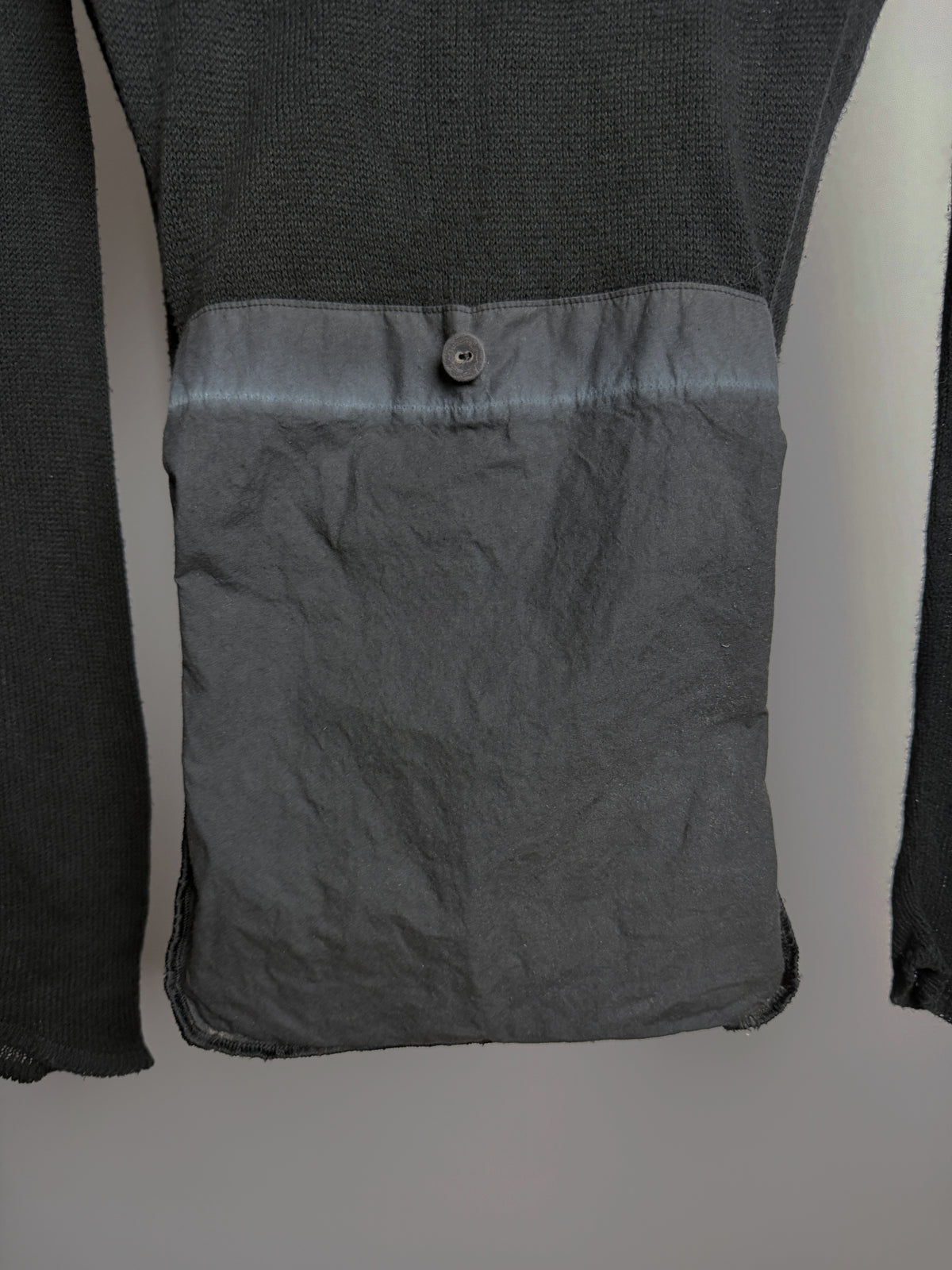 Back pocket and woven cotton band