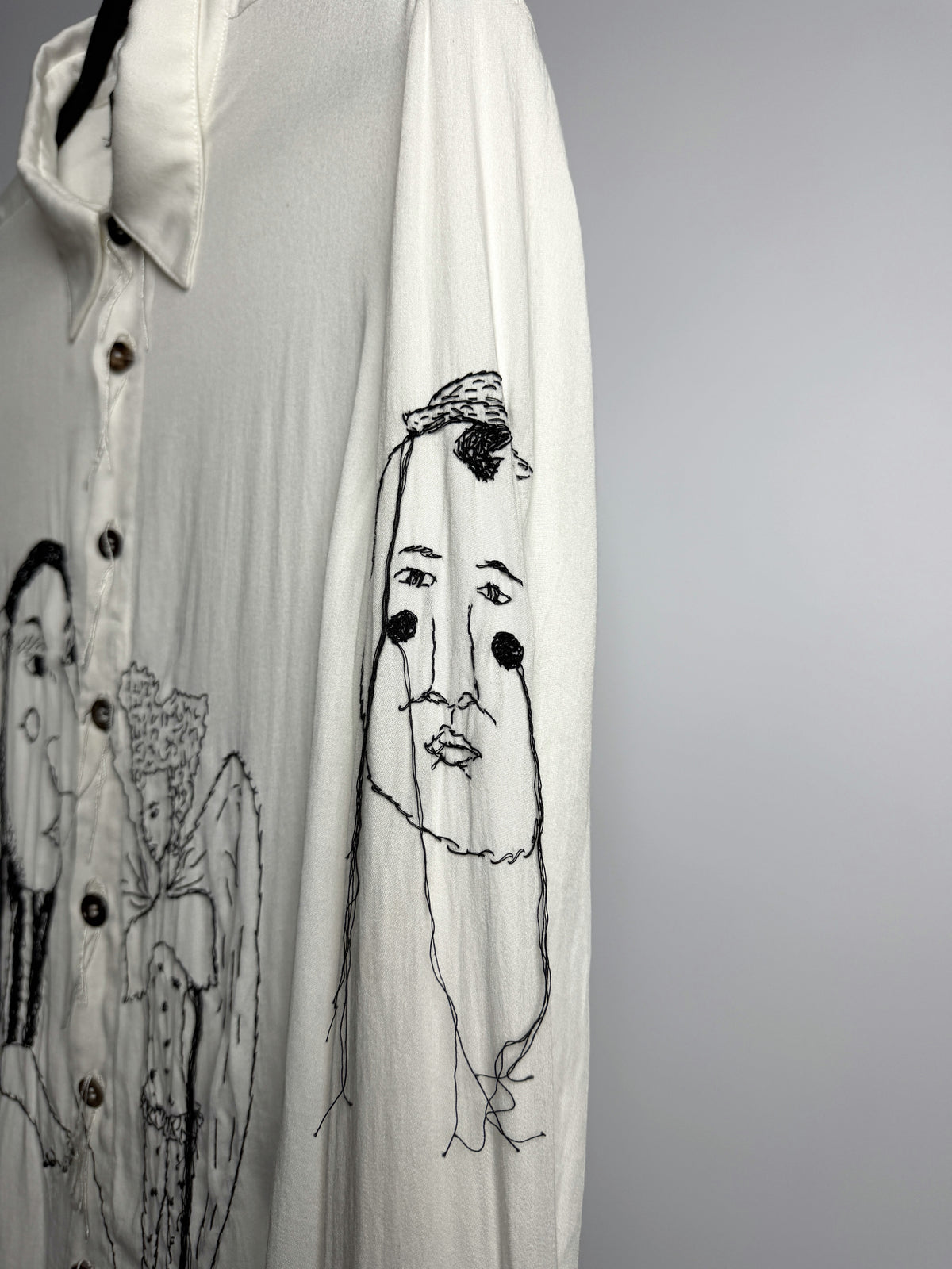 Sleeve figure in context