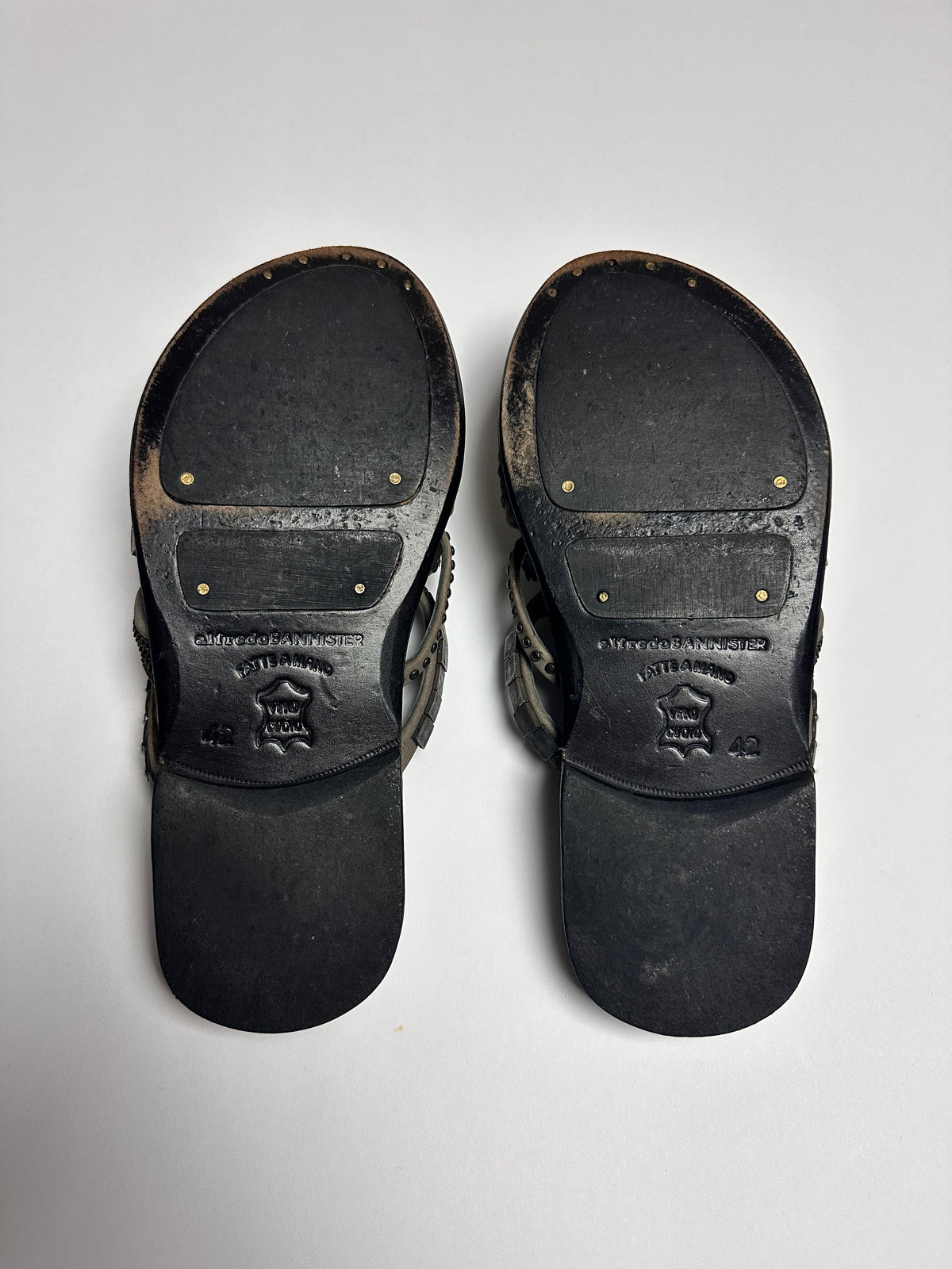 Both soles, size 42 stamps