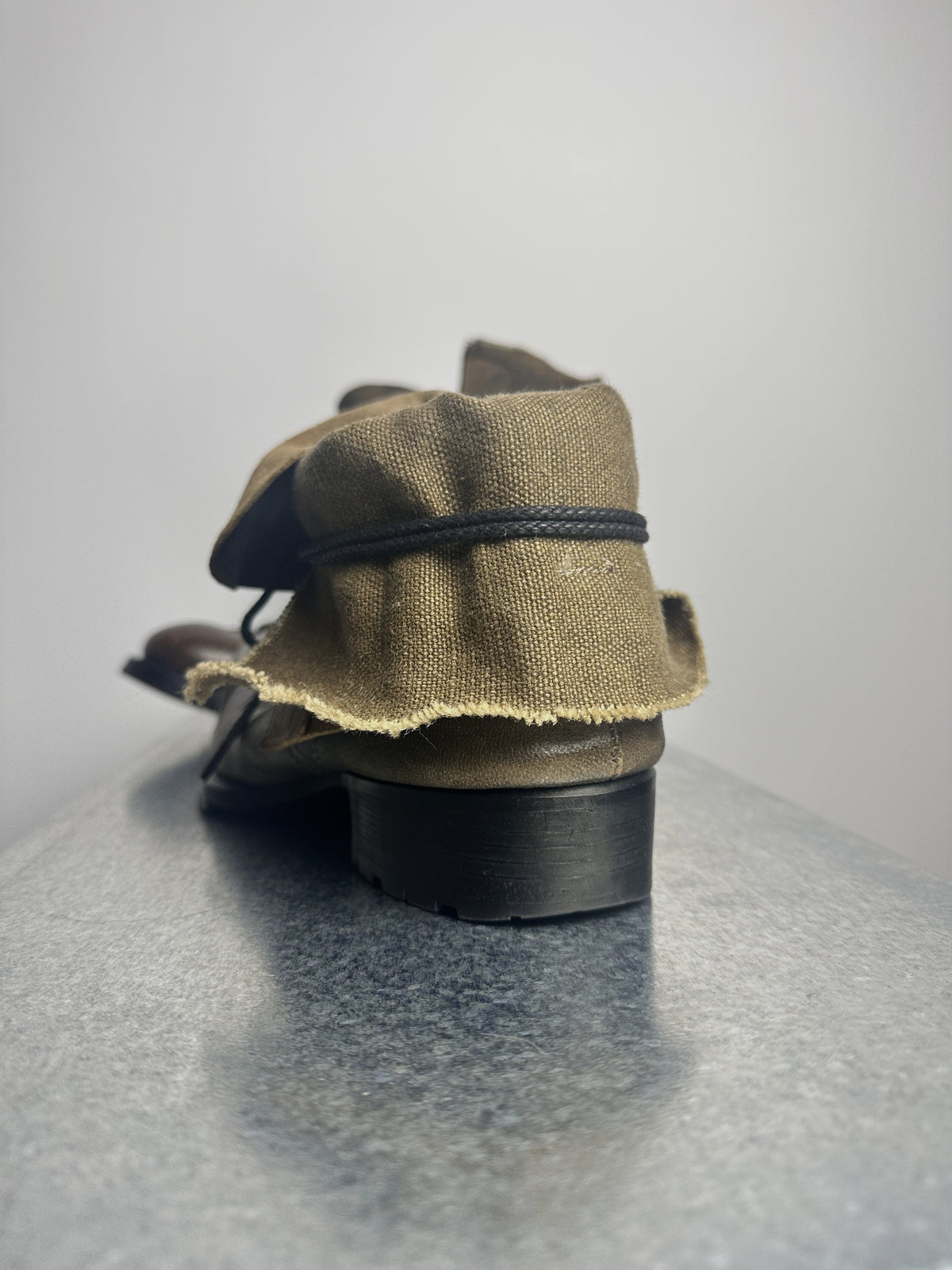 Back, shaft folded