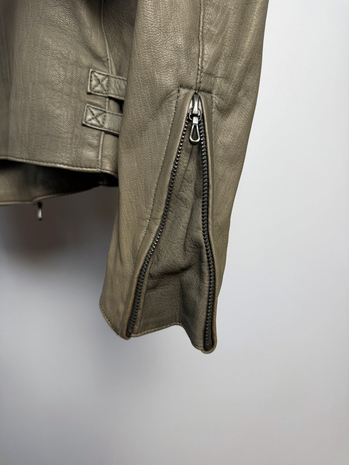 Kazuyuki Kumagai ATTACHMENT deerskin double riders, cuff zip