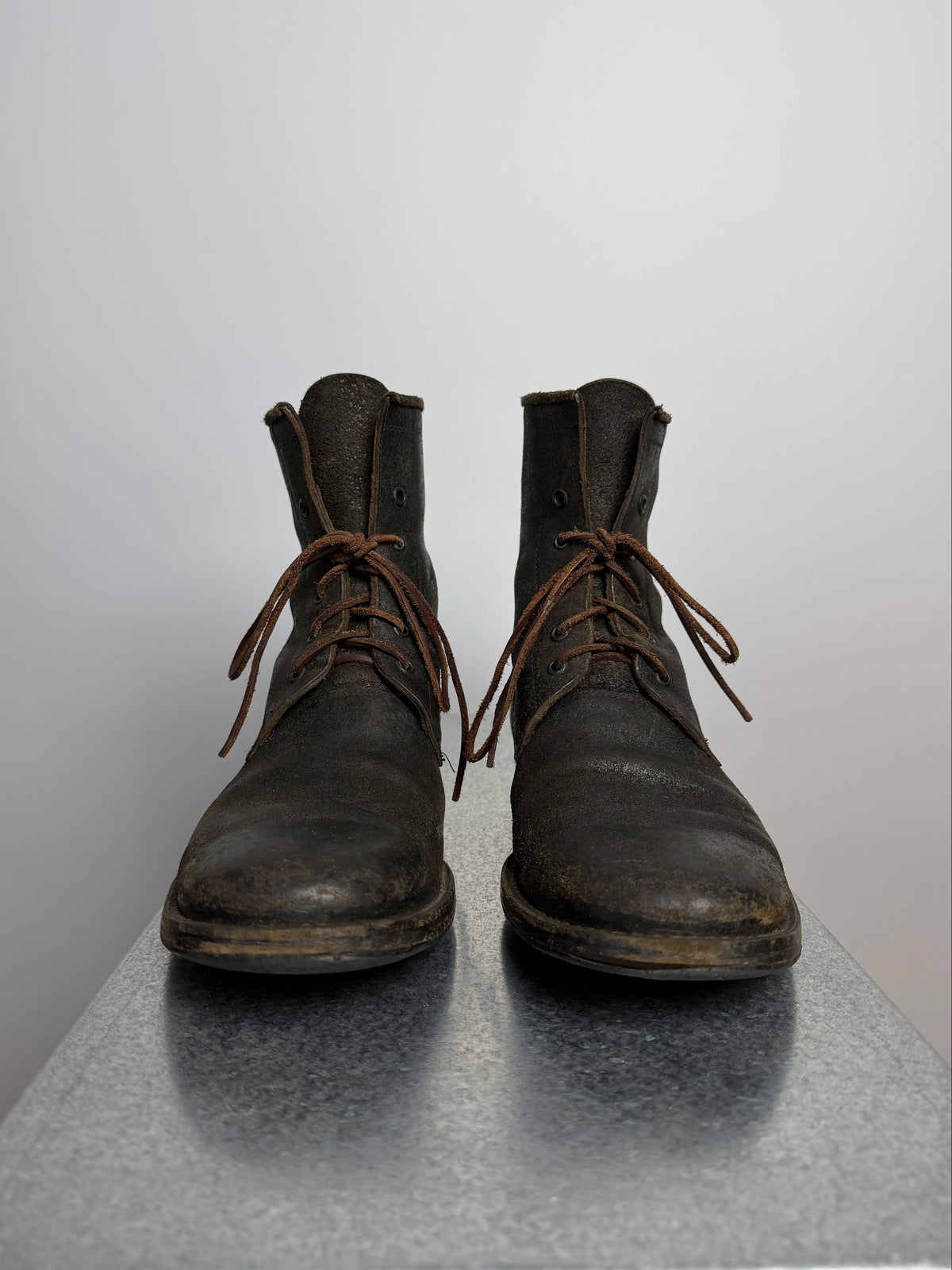 Carpe Diem S23M Distressed Horse Leather Lace-Up Boots