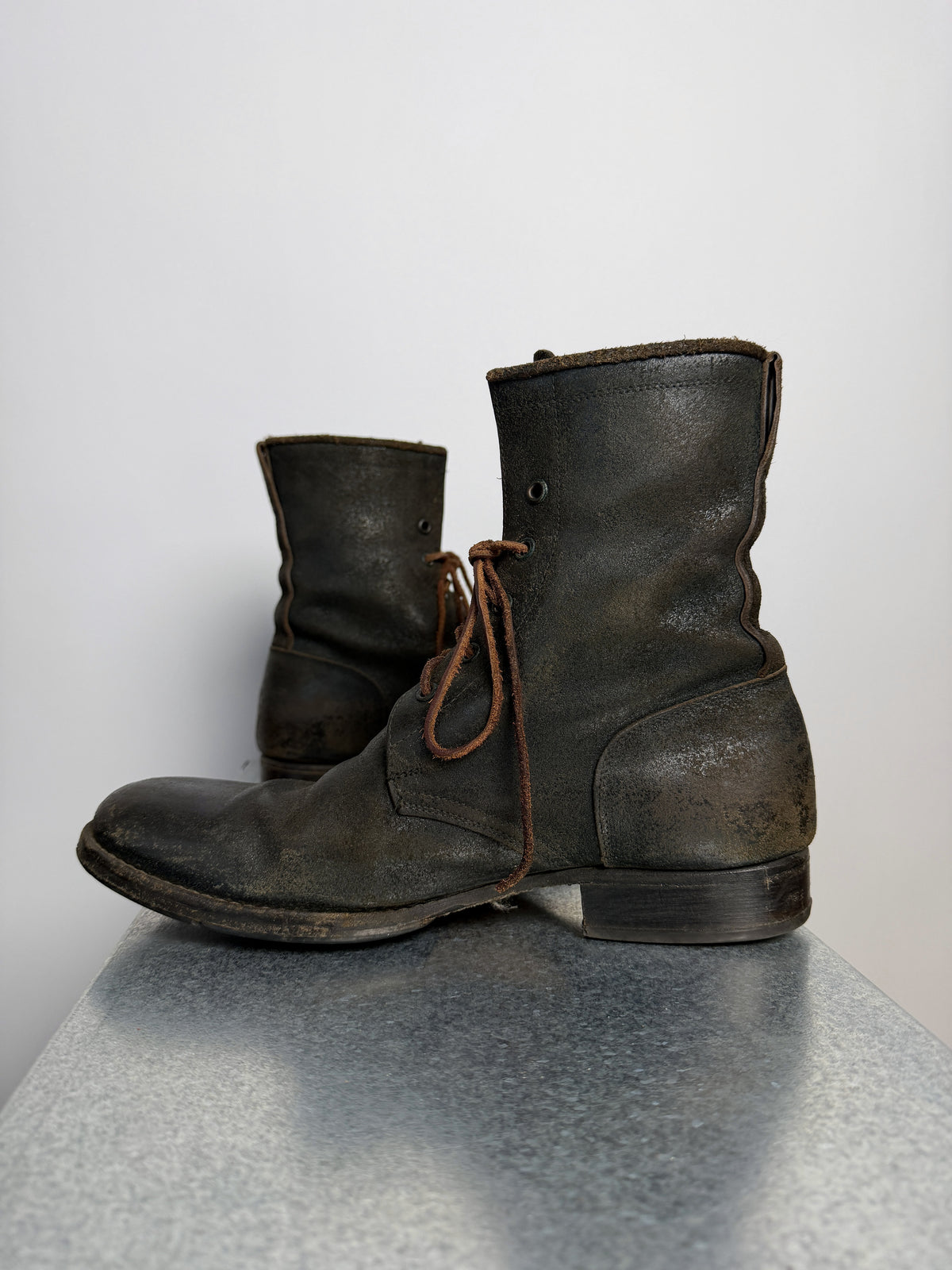 Carpe Diem S23M Distressed Horse Leather Lace-Up Boots