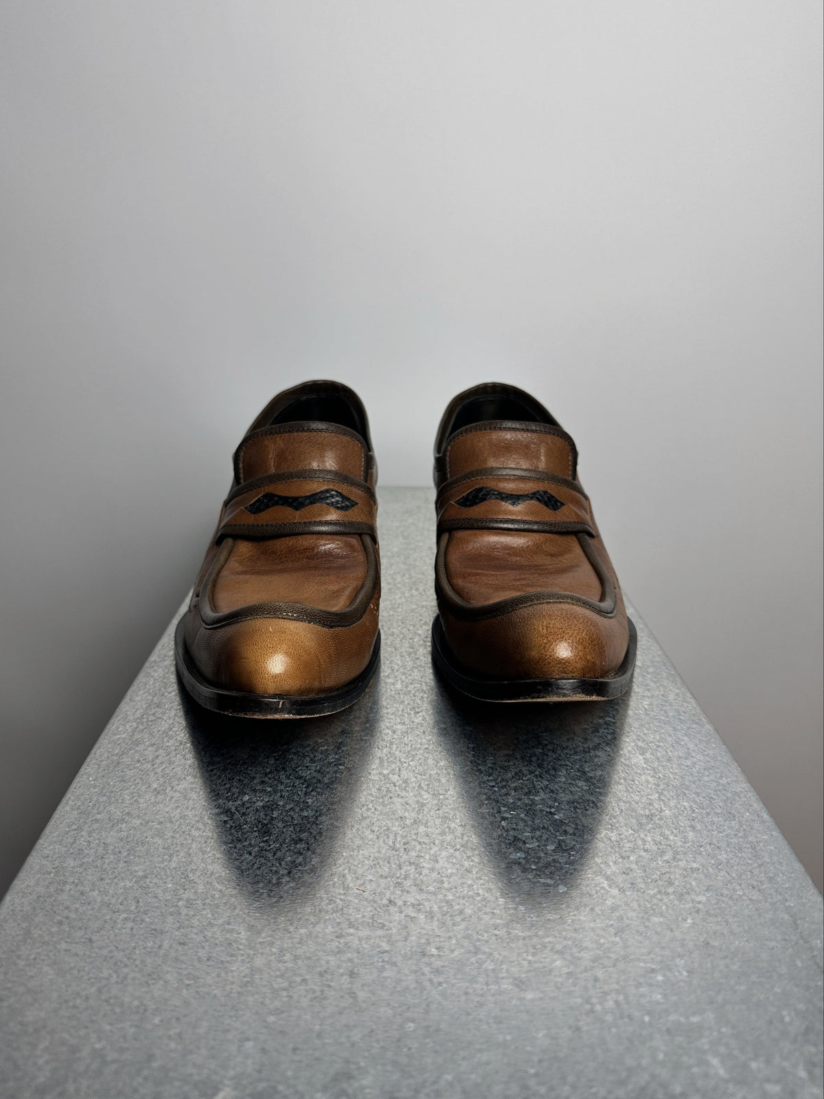 Giftur Crump two-tone penny loafers, front