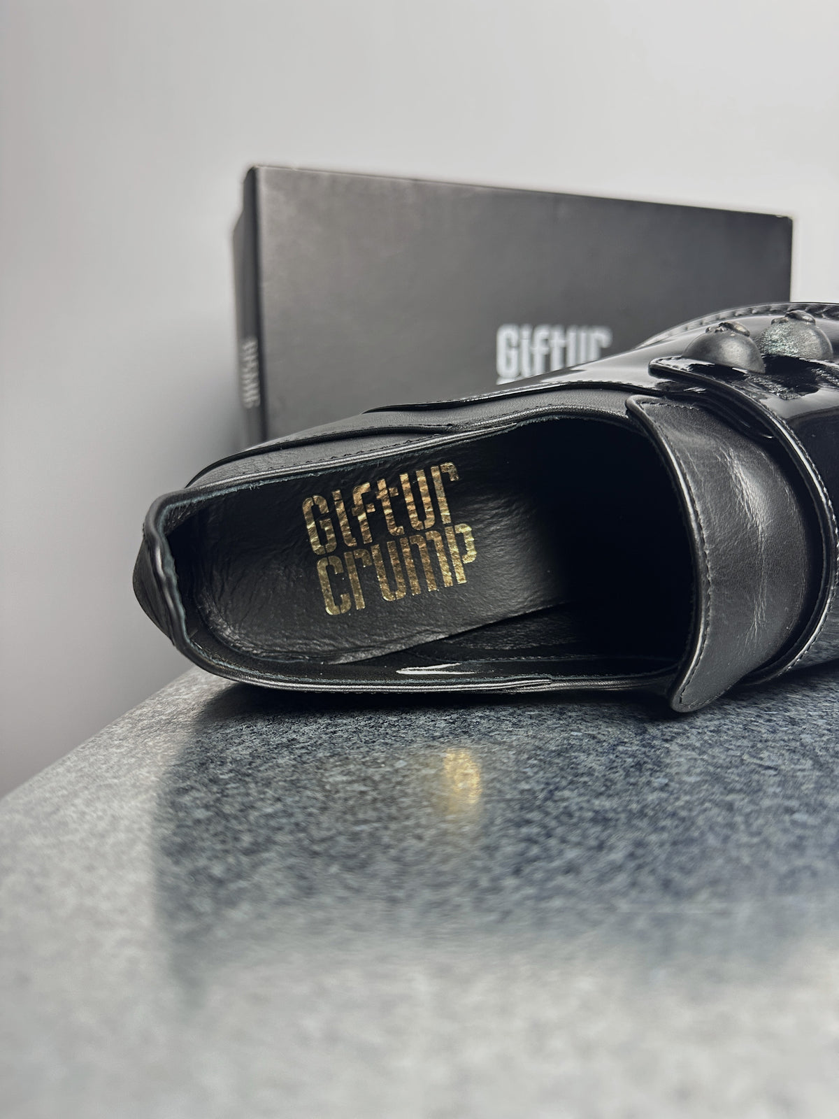 Insole, gold Giftur Crump print