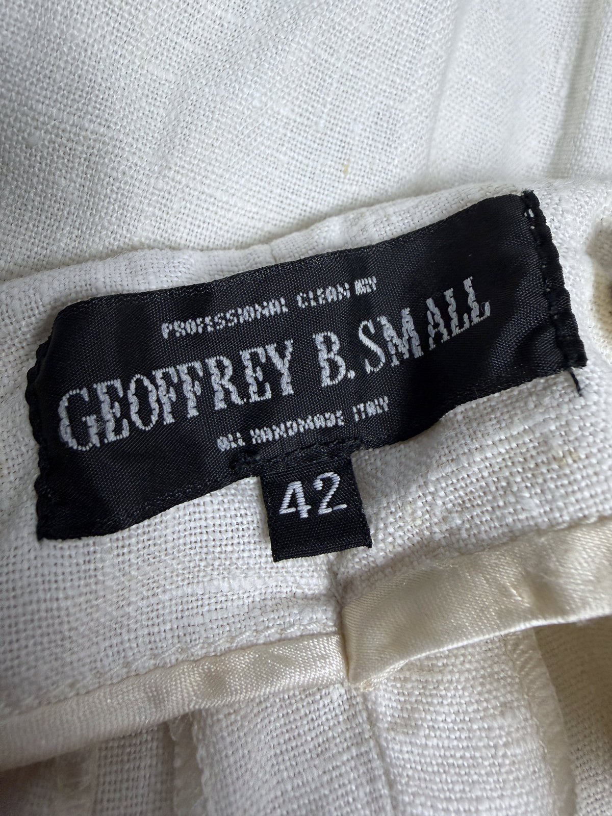 GEOFFREY B. SMALL, ALL HANDMADE ITALY label, size 42