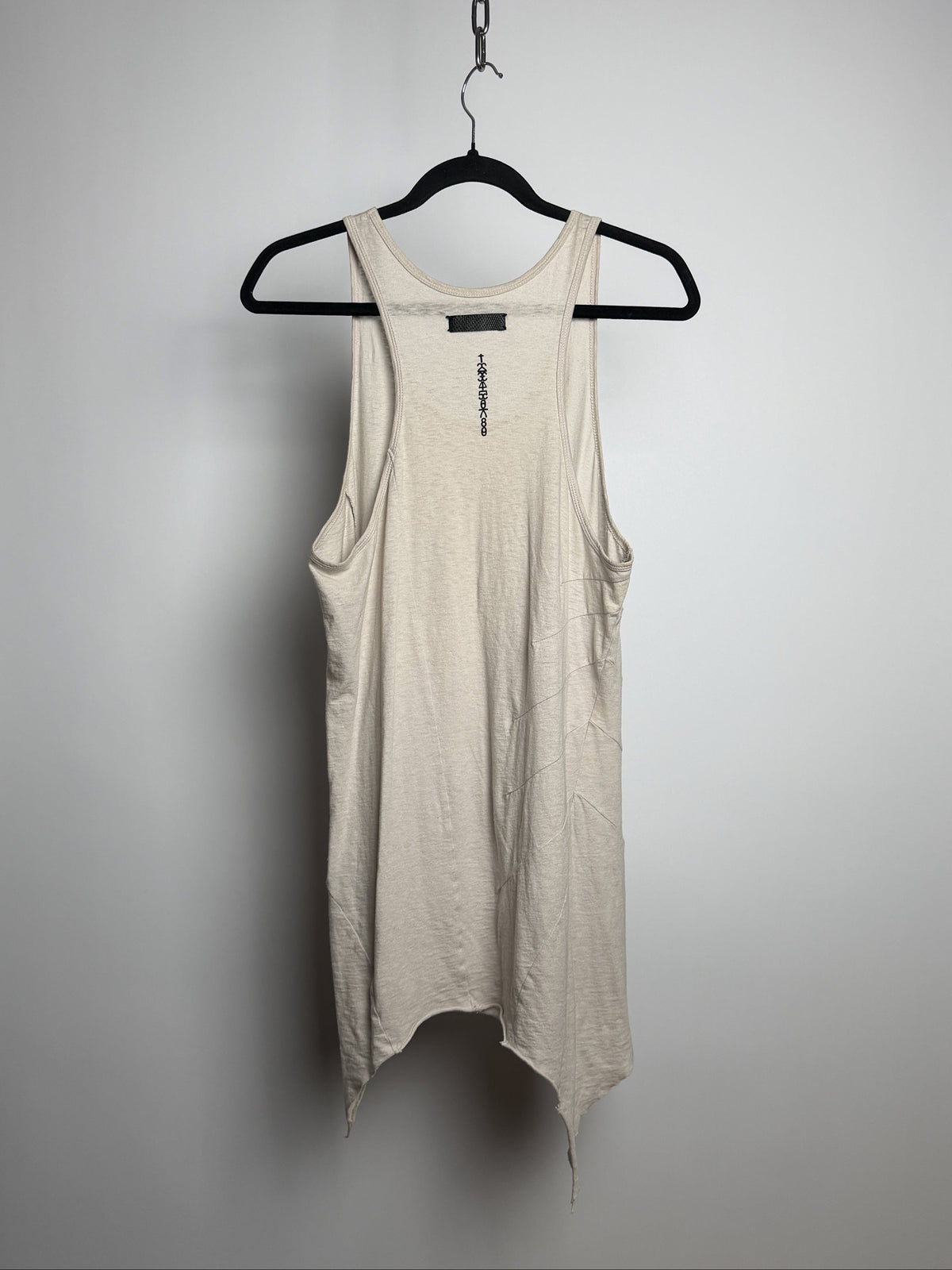 if six was nine BONE-2 tank, back with symbol print