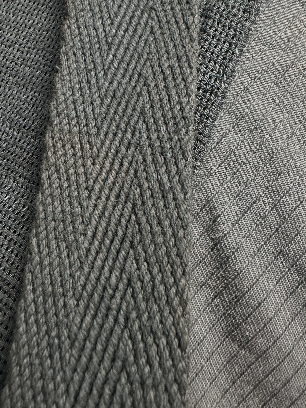 Interior strap and the two lining weaves