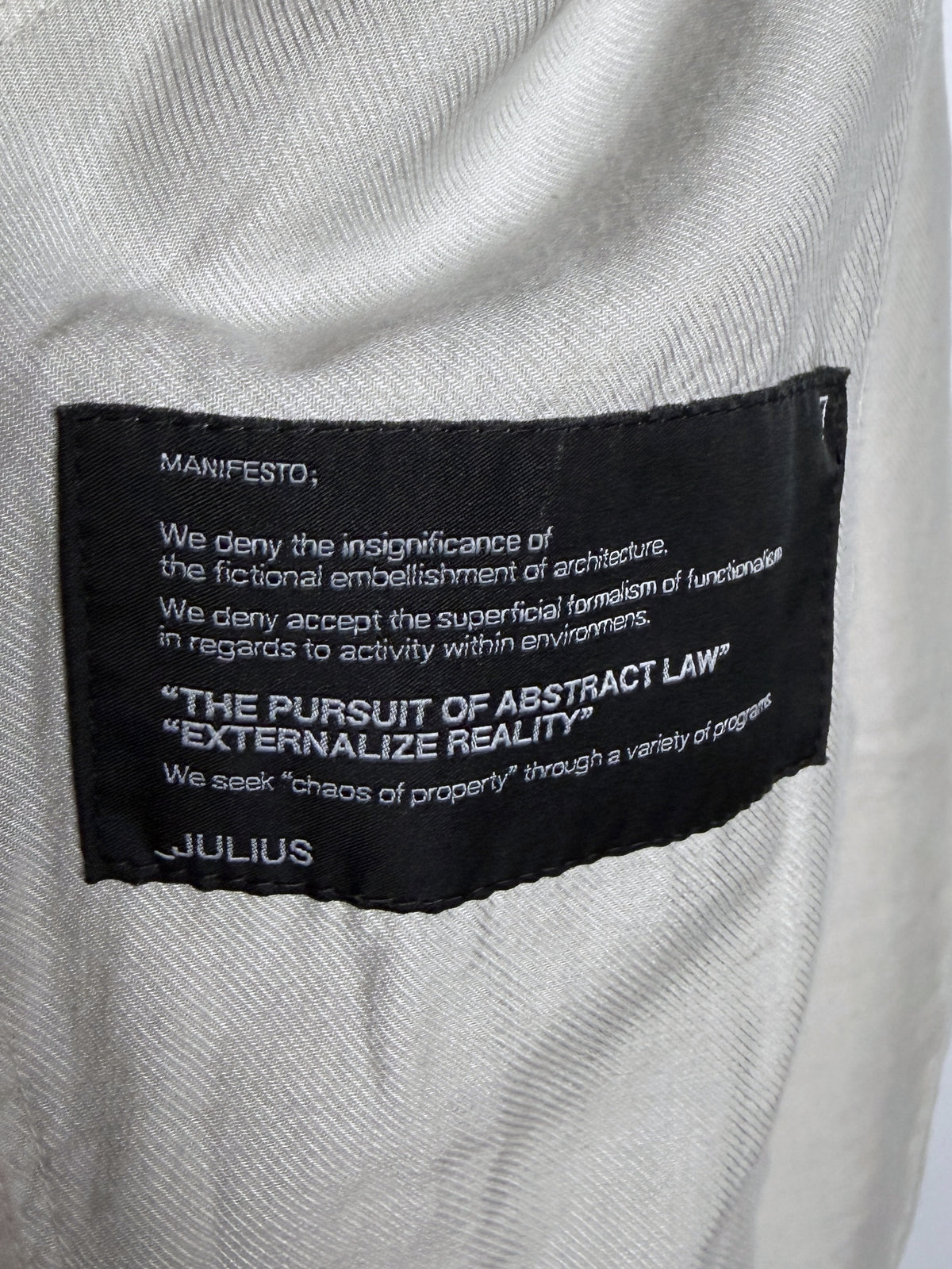 MANIFESTO label
