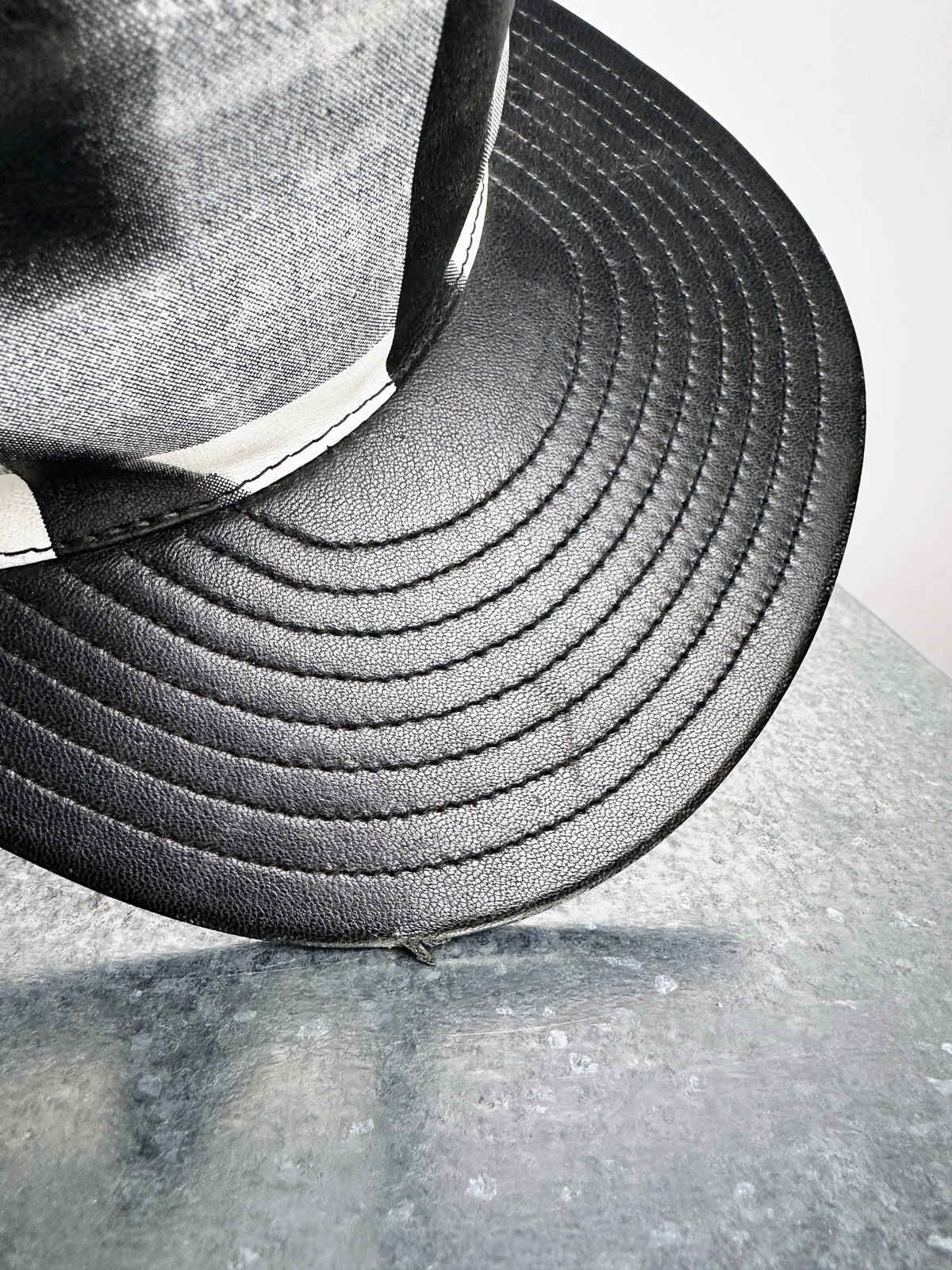 Brim underside