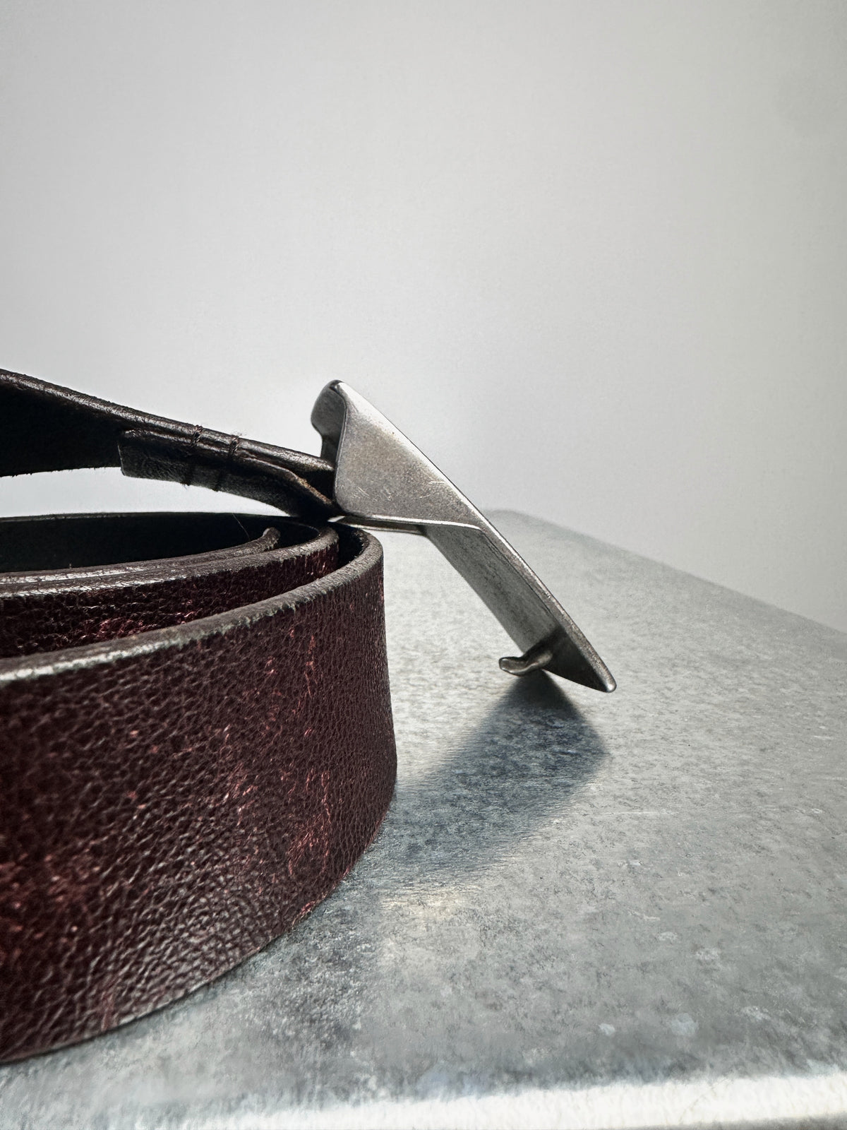 Buckle, side profile