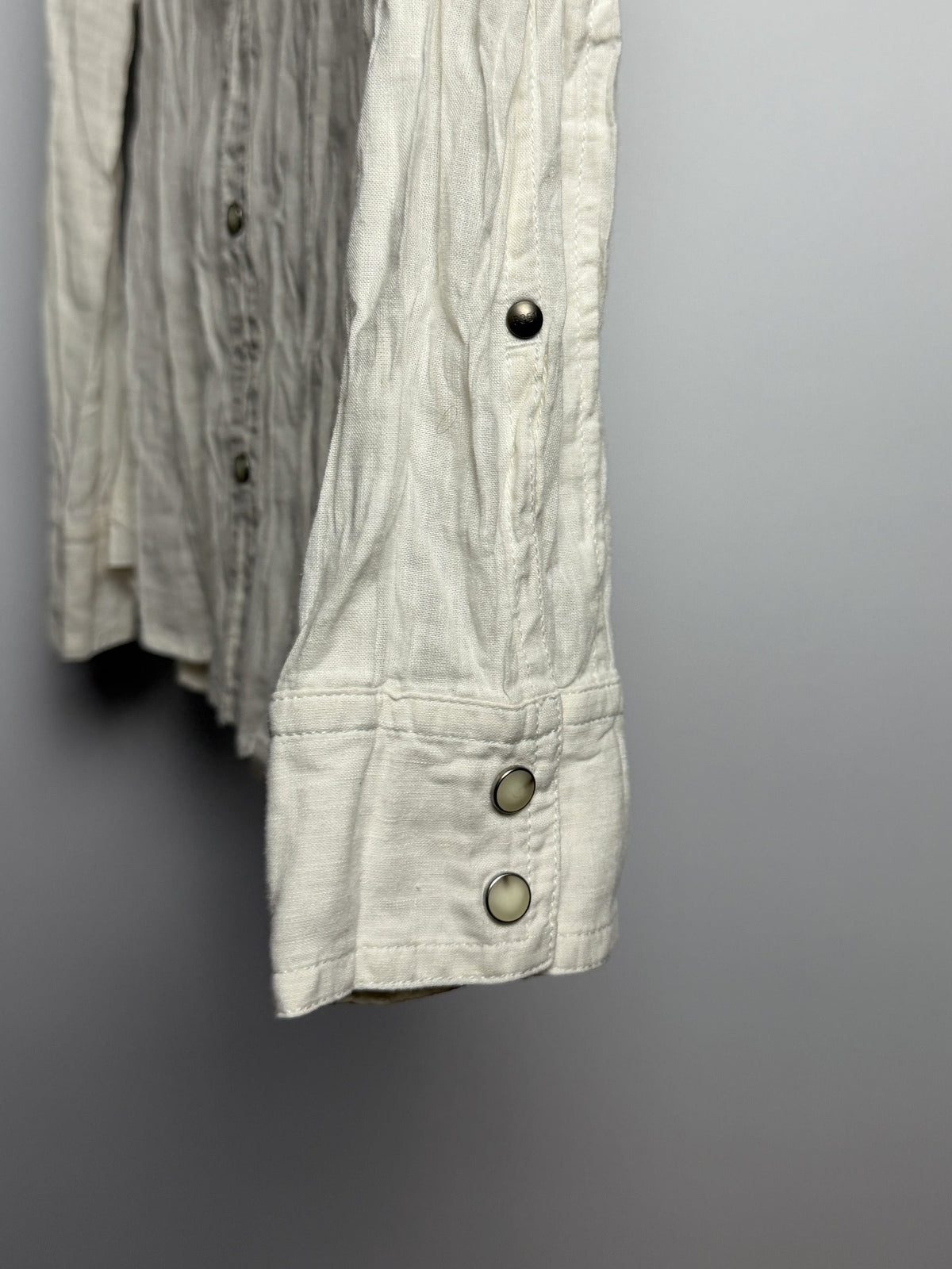 5351 POUR LES HOMMES crinkled western shirt, sleeve and snap cuff
